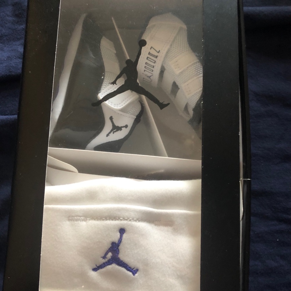 Baby Jordan set